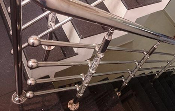 亚搏在线楼梯扶手