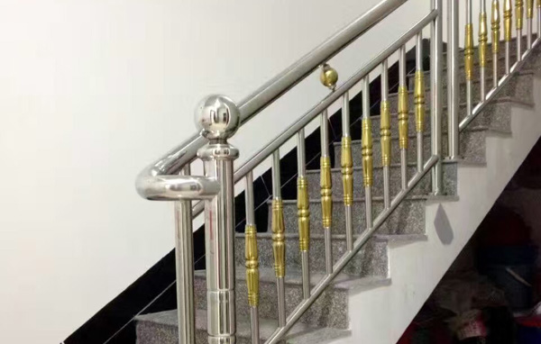 亚搏在线楼梯扶手