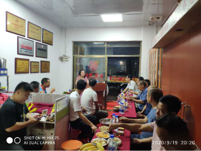 专业亚搏在线异型管 专业亚搏在线异型管